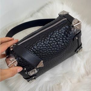 Soft trunk leather bag